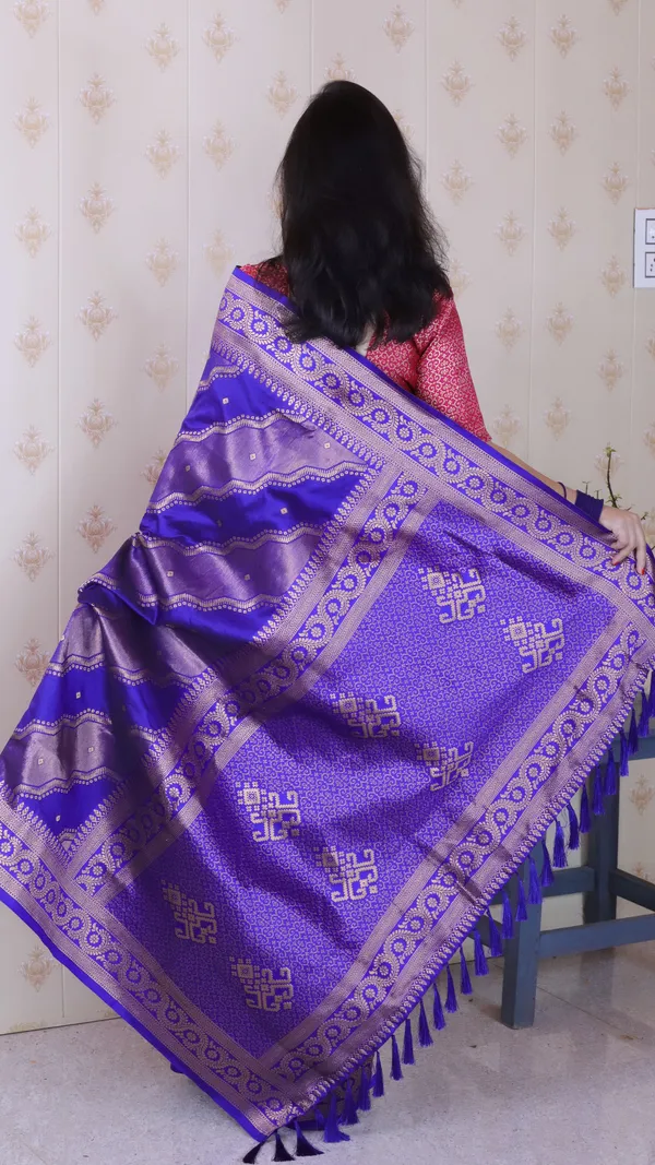 Violet_Soft_Silk_With_Flower_Meenakari_Motifs_Saree_With_Blouse_Piece_For_Women_&_Girl