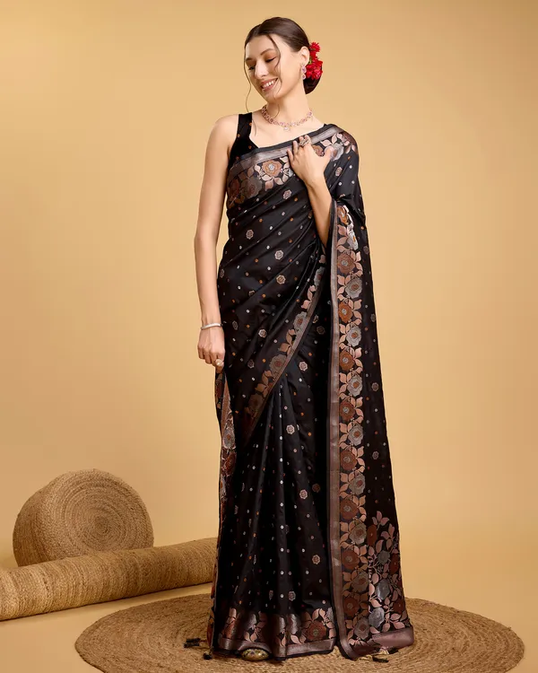 Black_Patola_Silk_Weaved_Saree_With_Contrast_Meenakari_Saree_For_Women_&_Girls