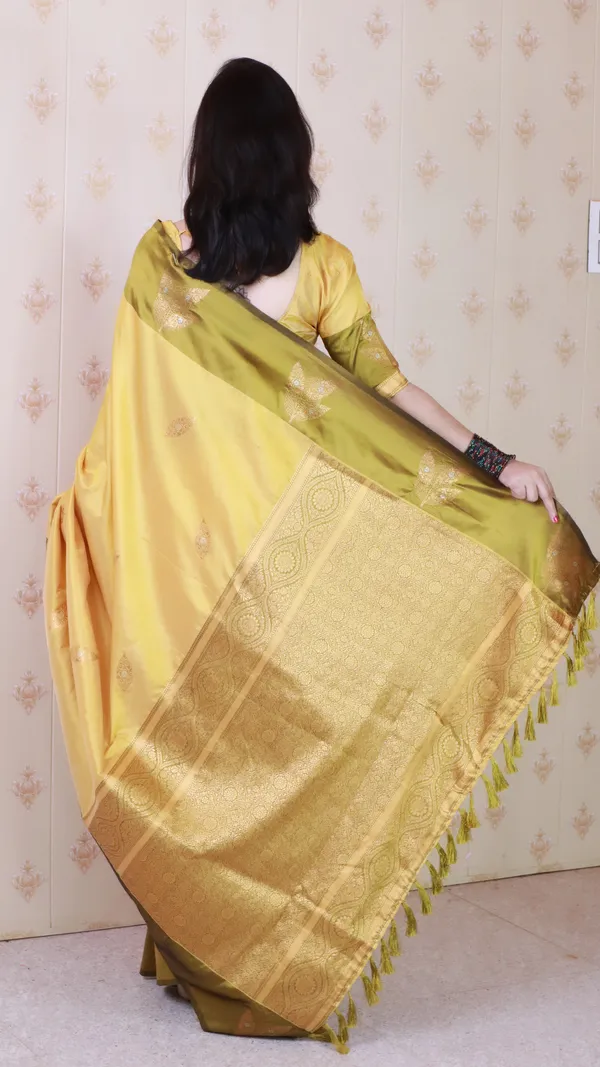 Yellow_Soft_Silk_With_Zig_Zag_Motifs_Saree_With_Blouse_Piece_For_Women_&_Girl