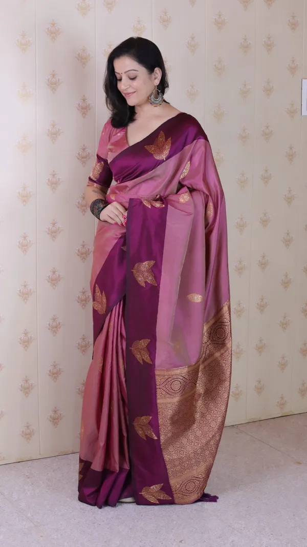 Coral_Soft_Silk_With_Zig_Zag_Motifs_Saree_With_Blouse_Piece_For_Women_&_Girl