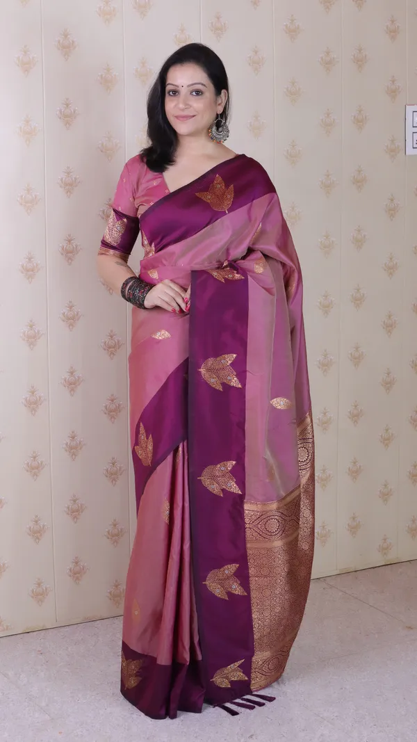 Coral_Soft_Silk_With_Zig_Zag_Motifs_Saree_With_Blouse_Piece_For_Women_&_Girl
