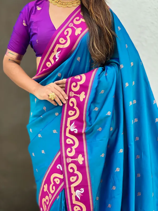 Rama_Paithani_Saree_With_Gold_Zari_Meenakari_Motifs_Saree_With_Blouse_Piece_For_Women_&_Girl