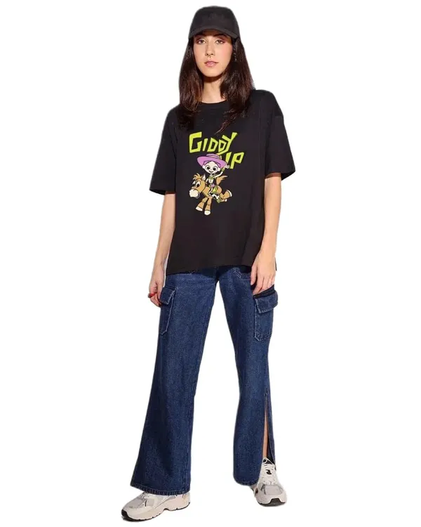 Womens_Cotton_Round_Neck_T_Shirt_Wait_I_Need_To_Reconsider_The_Input_Doesn_T_Specify_Cotton_So_I_Shouldn_T_Add_That_Material_Detail_Womens_Round_Neck_T_Shirt