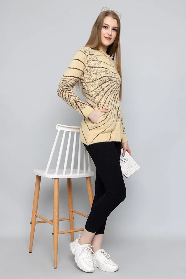 Women_Woolen_Cardigan_Sweater