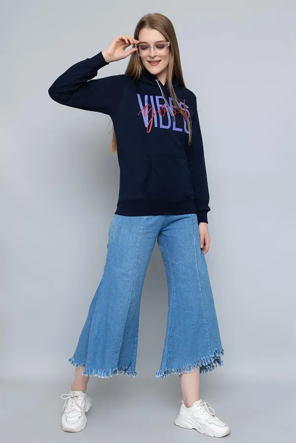 Womens_Cotton_Hooded_Sweatshirt_With_Pockets