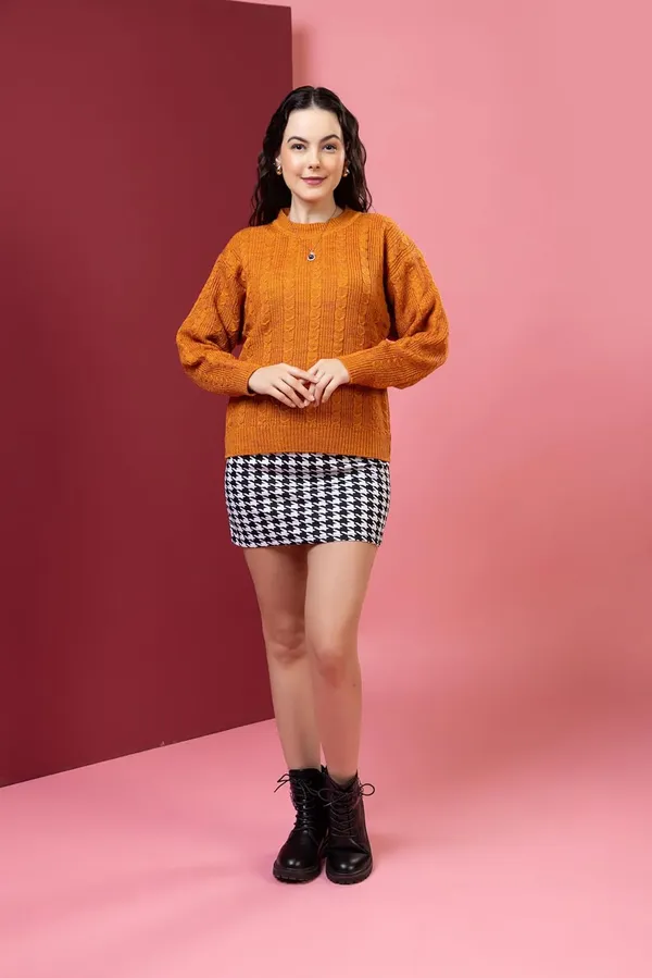 Womens_Round_Neck_Cable_Knit_Wool_Sweater