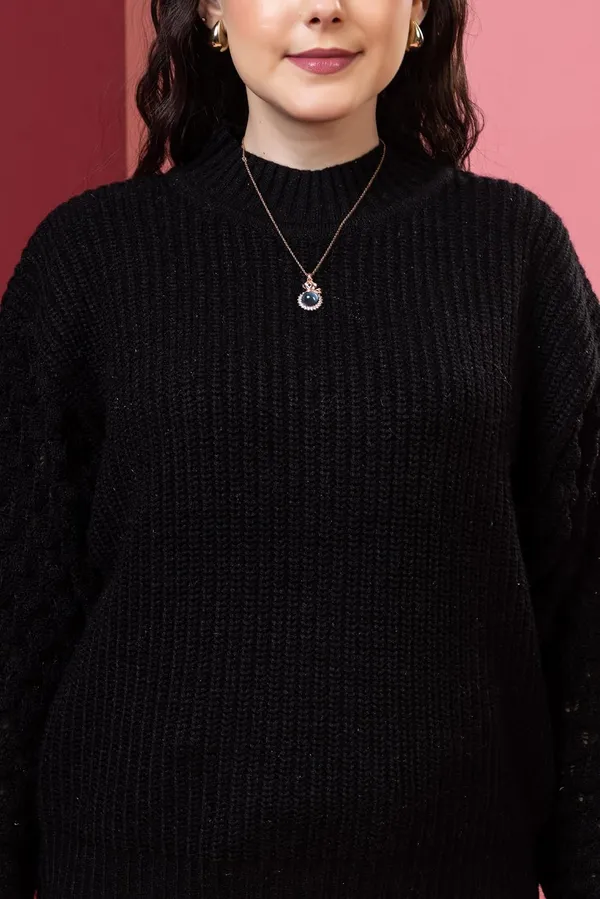 Pure_Wool_Round_Neck_Sweater_For_Women