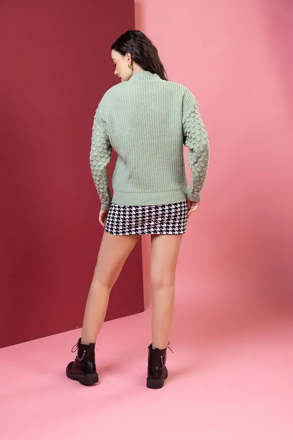 Pure_Wool_Round_Neck_Sweater_For_Women