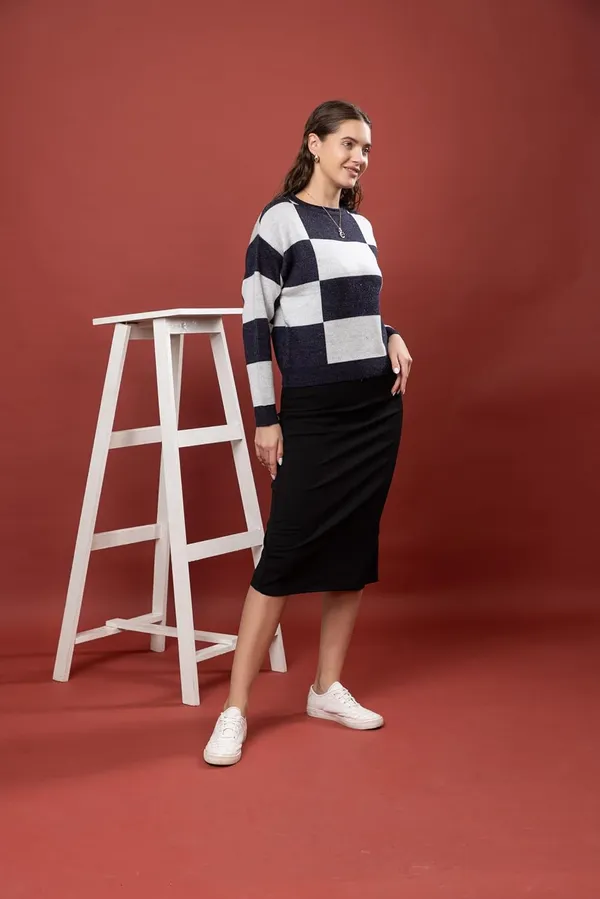 Womens_Round_Neck_Wool_Sweater