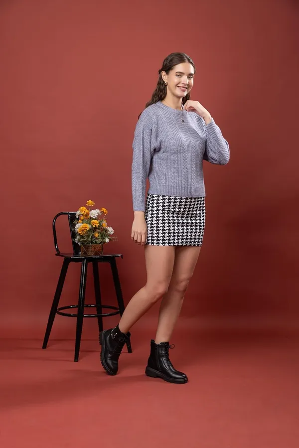 Womens_Wool_Round_Neck_Pullover_Sweater