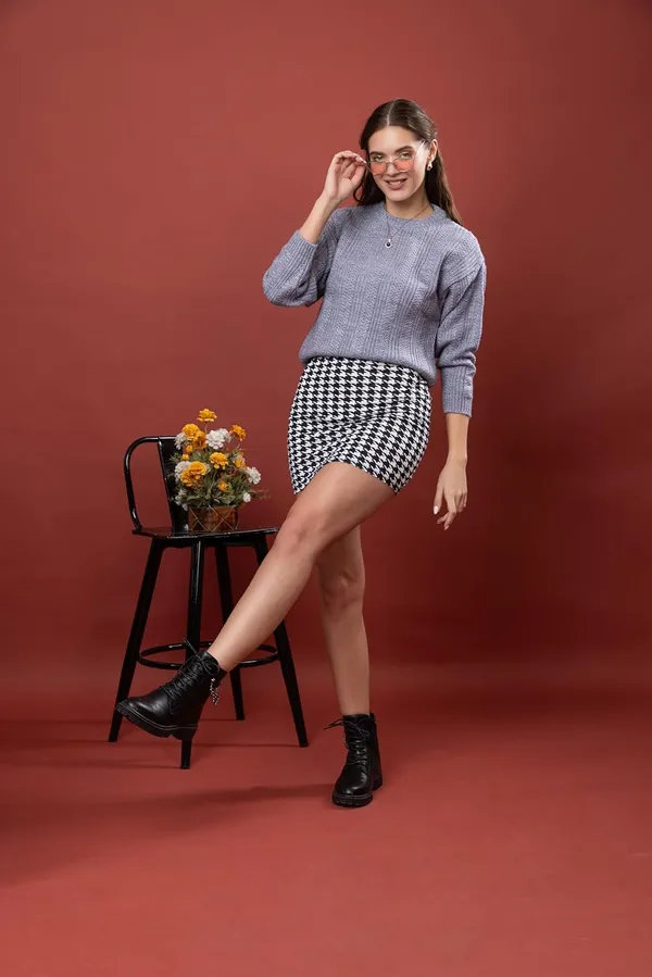 Womens_Wool_Round_Neck_Pullover_Sweater