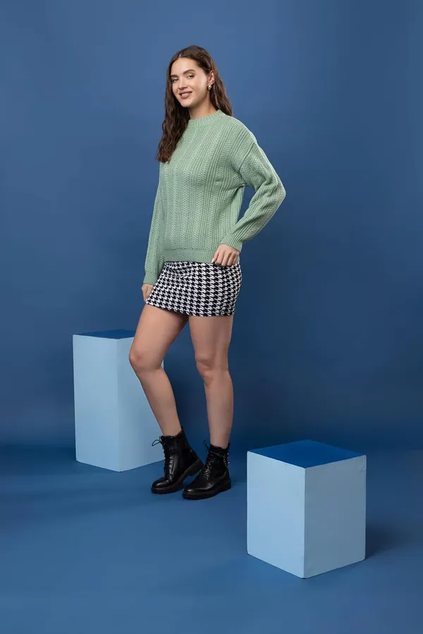 Womens_Wool_Round_Neck_Pullover_Sweater