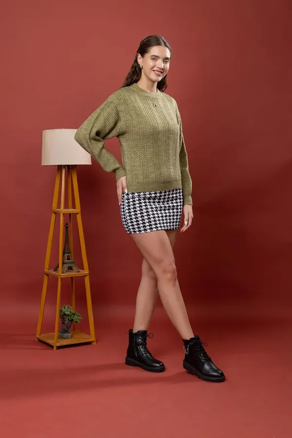 Womens_Wool_Round_Neck_Pullover_Sweater