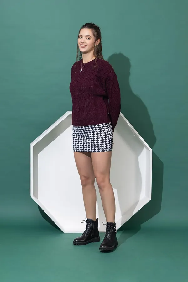 Womens_Wool_Round_Neck_Pullover_Sweater