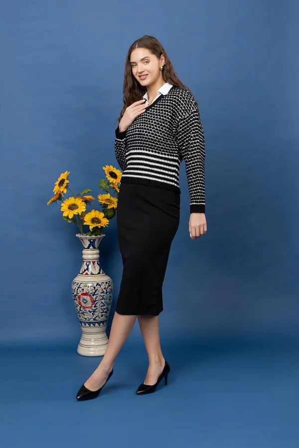 Woolen_V_Neck_Sweater_For_Women