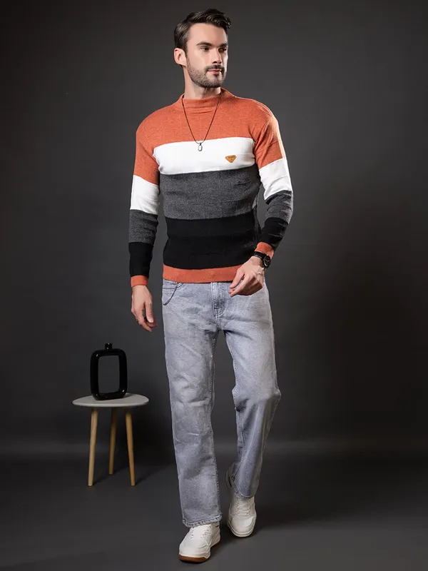 Mens_Woolen_Round_Neck_Sweater