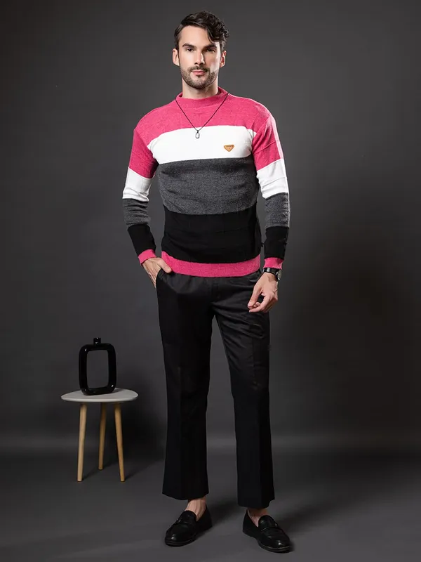 Mens_Woolen_Round_Neck_Sweater