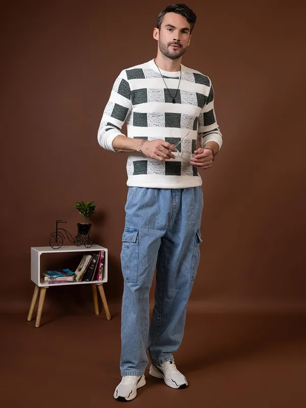Men_S_Colorblocked_Round_Neck_Woolen_Pullover