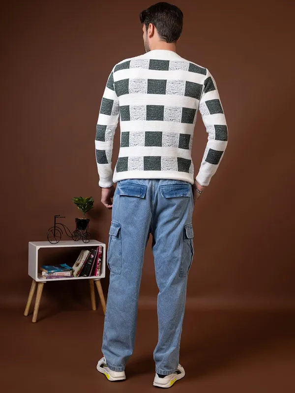 Men_S_Colorblocked_Round_Neck_Woolen_Pullover