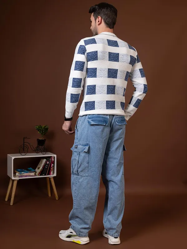 Men_S_Colorblocked_Round_Neck_Woolen_Pullover
