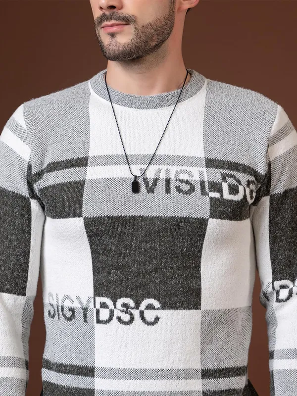 Mens_Woolen_Round_Neck_Sweater