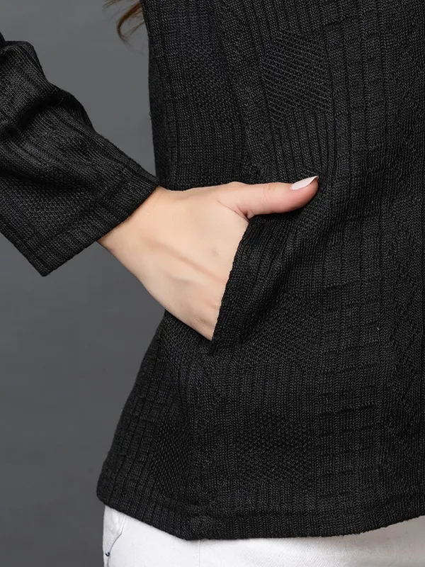 Womens_Woolen_V_Neck_Cardigan