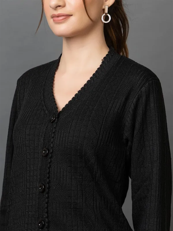 Womens_Woolen_V_Neck_Cardigan