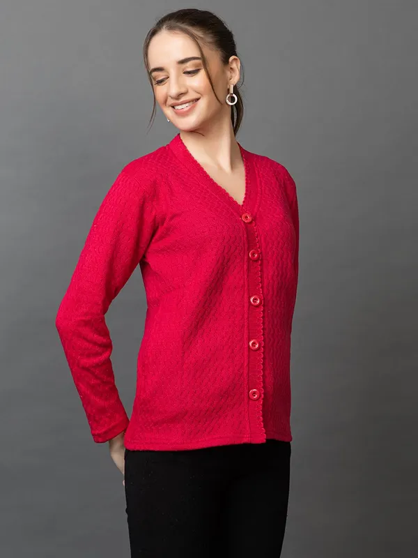 Womens_Woolen_V_Neck_Cardigan_With_Pockets