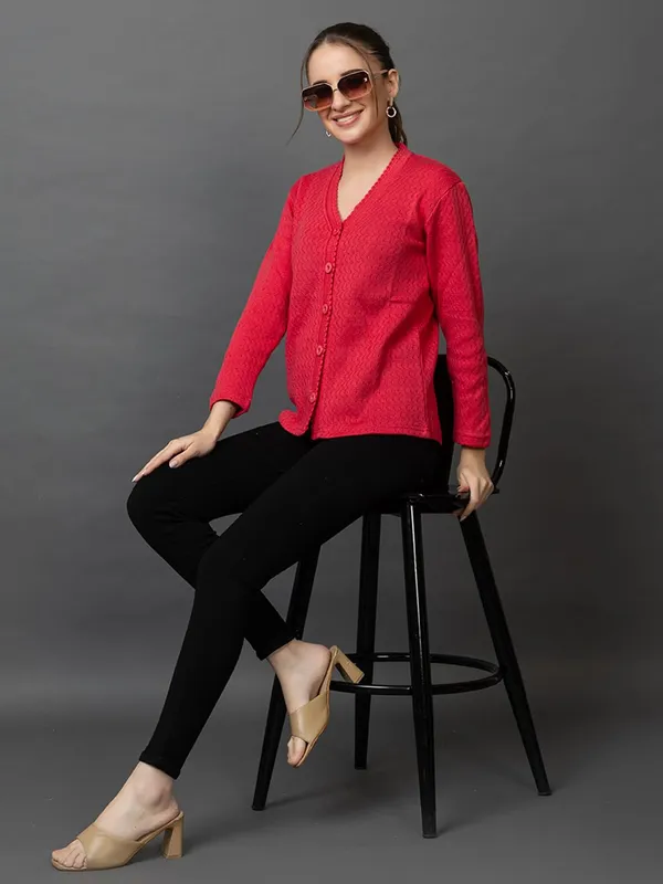 Womens_Woolen_V_Neck_Cardigan_With_Pockets