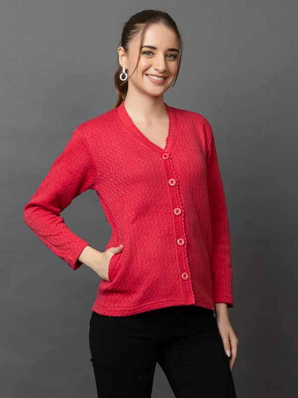Womens_Woolen_V_Neck_Cardigan_With_Pockets