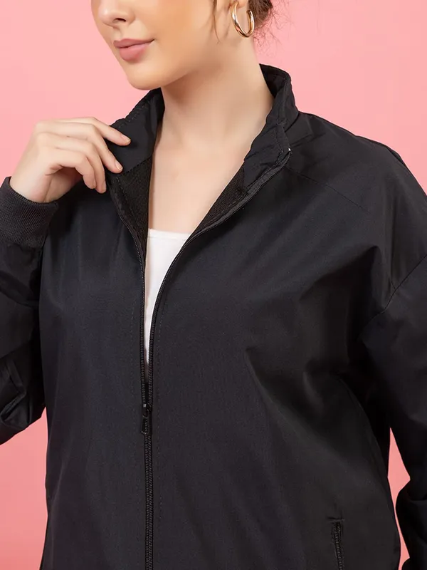 Womens_Windcheater_Jacket