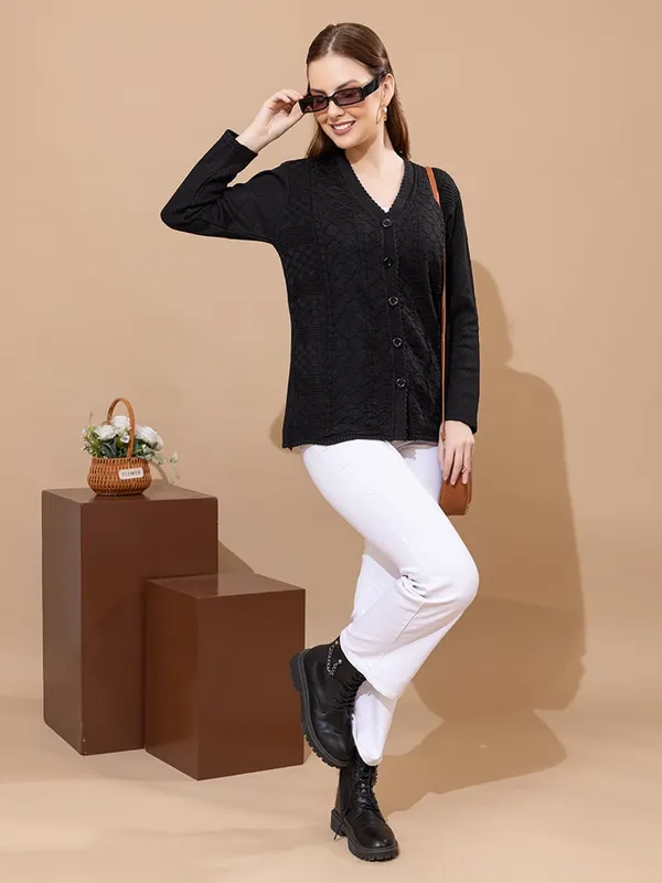 Womens_Knitted_Button_Down_Cardigan_Sweater