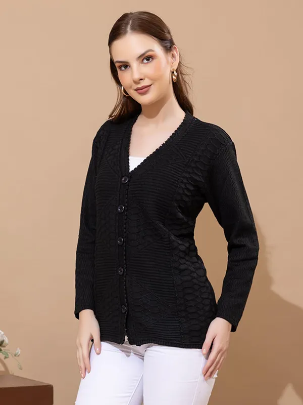 Womens_Knitted_Button_Down_Cardigan_Sweater