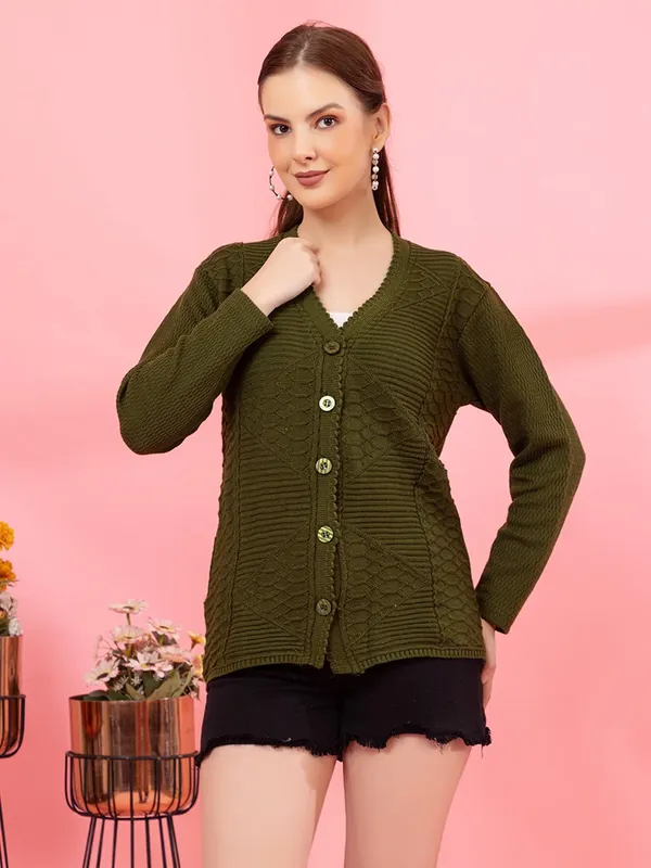 Womens_Knitted_Button_Down_Cardigan_Sweater