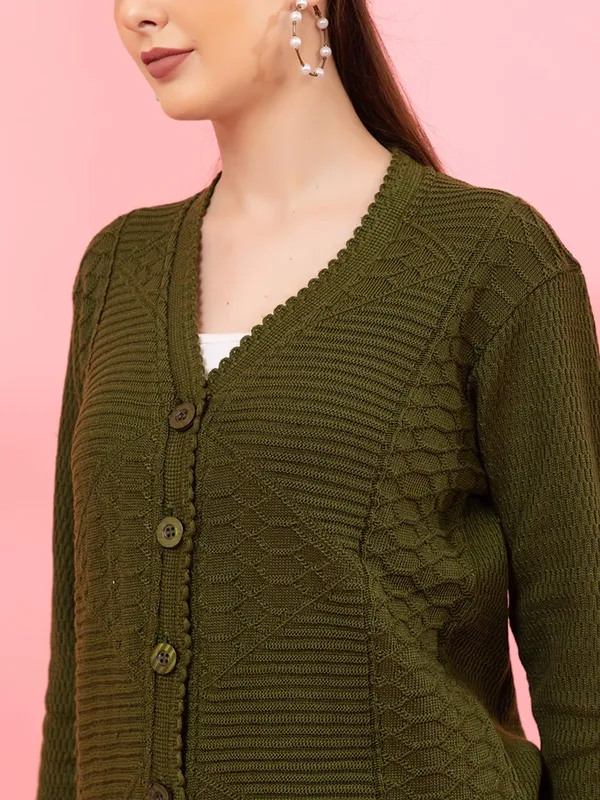 Womens_Knitted_Button_Down_Cardigan_Sweater