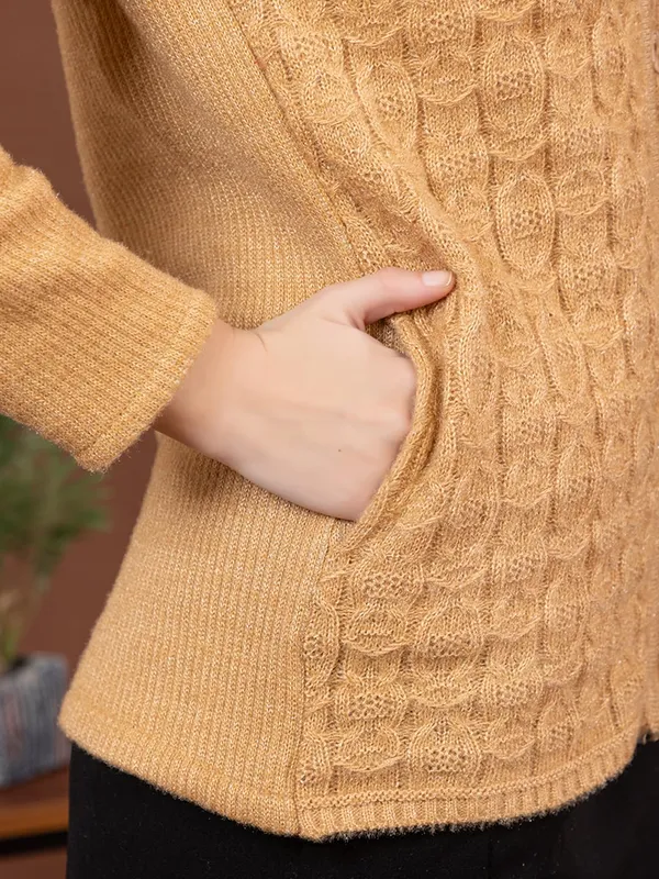Womens_Cable_Knit_Button_Down_Cardigan