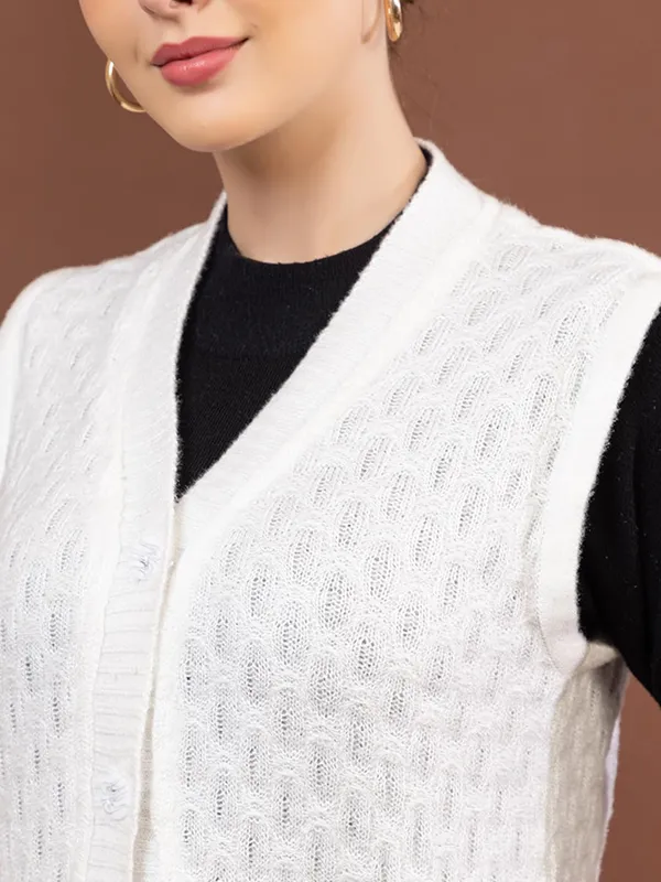 Womens_Woolen_Sleeveless_Cardigan