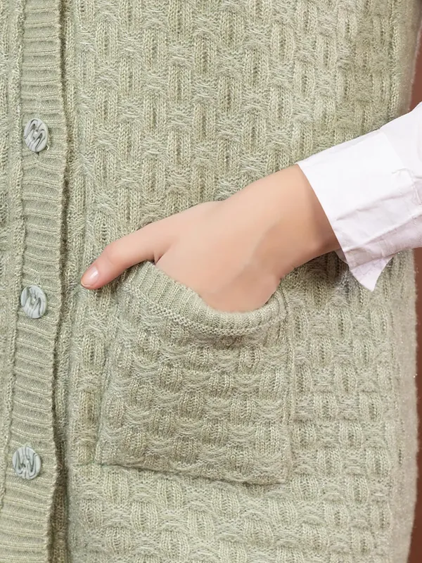 Womens_Woolen_Sleeveless_Cardigan