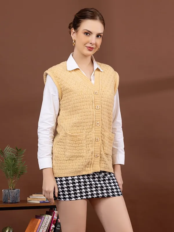 Womens_Woolen_Sleeveless_Cardigan