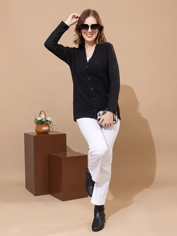 Womens_Woolen_V_Neck_Cardigan