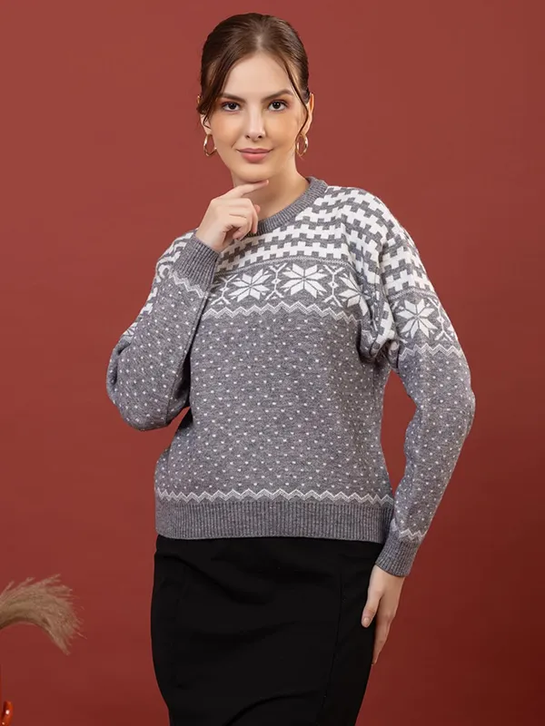 Womens_Woolen_Round_Neck_Pullover_Sweater