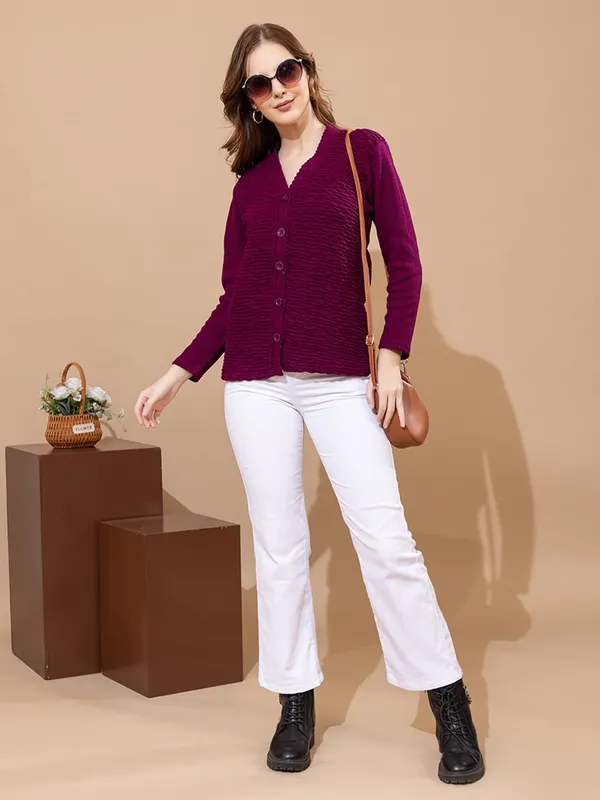 Womens_Woolen_V_Neck_Cardigan