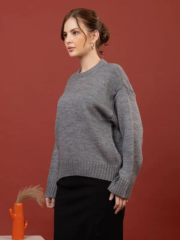 Womens_Round_Neck_Knitted_Pullover_Sweater
