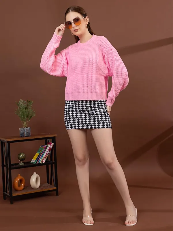 Womens_Round_Neck_Pullover_Sweater