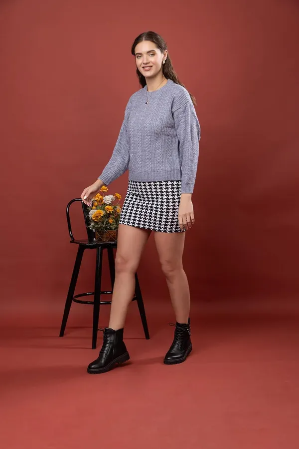 Aqua_Blue_Women's_Pullover_Sweater_100%_Wool_Round_Neck_Full_Sleeve_Stylish_Sweater_Crafted_With_Comfort_Fit_And_Modern_Clothing_For_Winter_Season