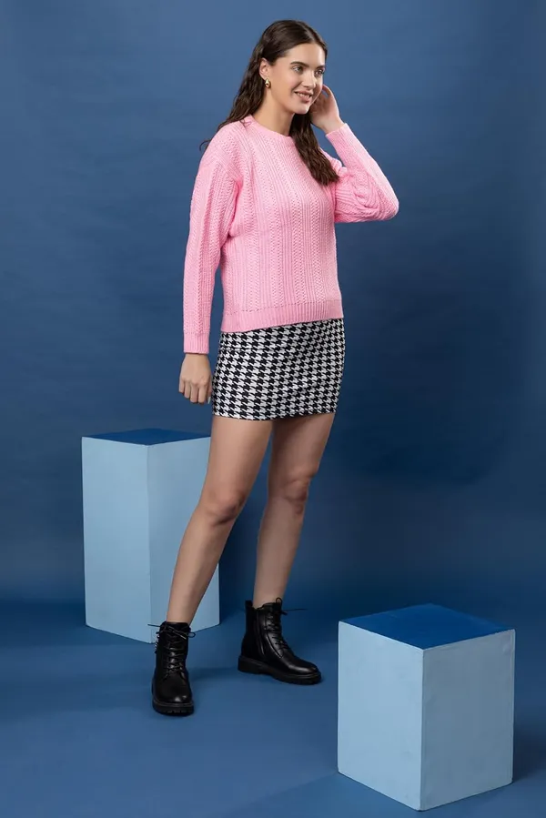 Baby_Pink_Women's_Pullover_Sweater_100%_Wool_Round_Neck_Full_Sleeve_Stylish_Sweater_Crafted_With_Comfort_Fit_And_Modern_Clothing_For_Winter_Season