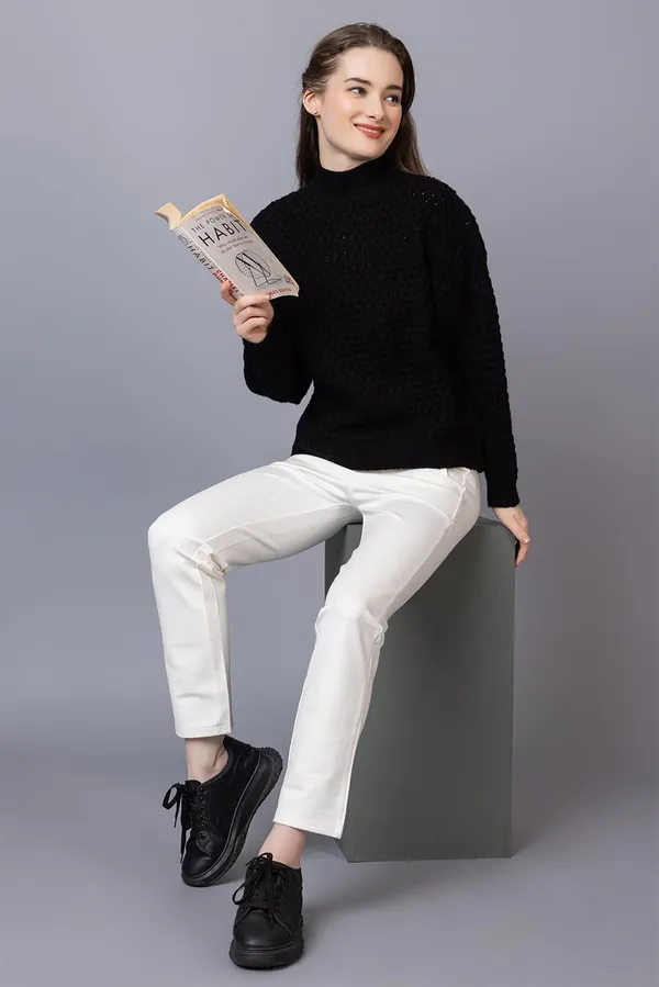 Black_Women_Pullover_Sweater_Relaxed_Fit_For_Winter_Wear