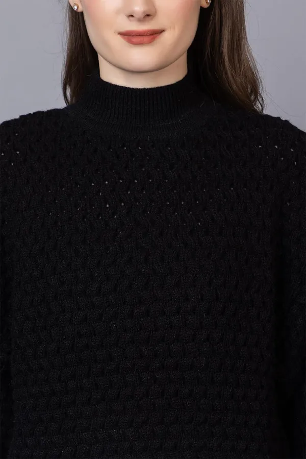 Black_Women_Pullover_Sweater_Relaxed_Fit_For_Winter_Wear