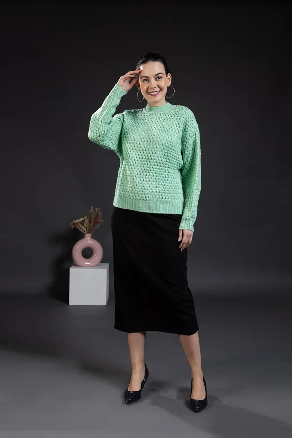 Light_Green_Women_100%_Wool_Pullover_Sweater_Relaxed_Fit_Turtle_Neck_Sweater_Full_Sleeve_Stylish_Winter_Wear