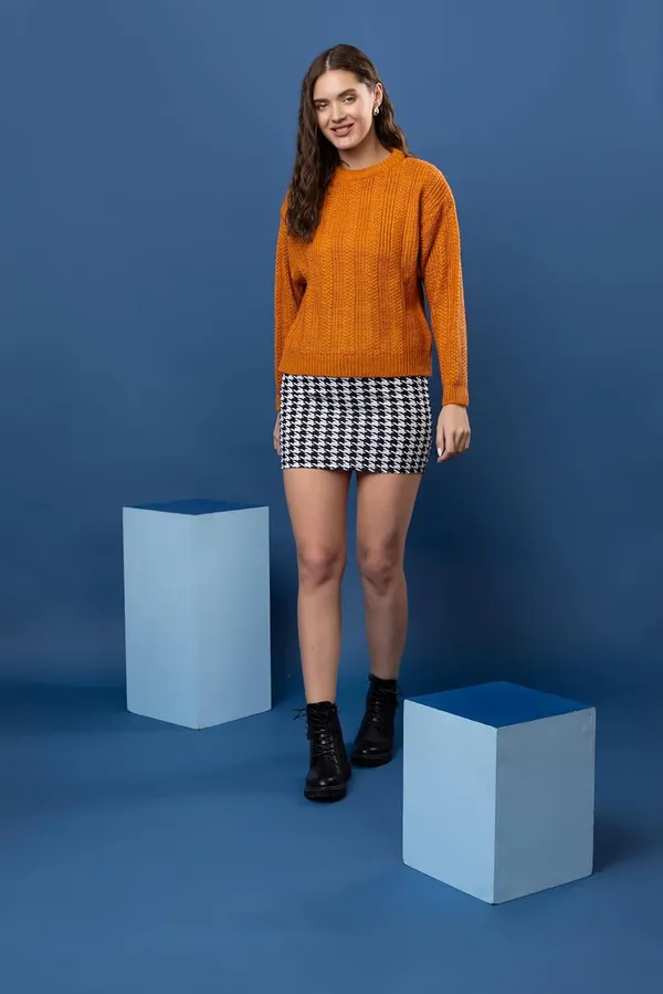 Mustard_Women's_Pullover_Sweater_100%_Wool_Round_Neck_Full_Sleeve_Stylish_Sweater_Crafted_With_Comfort_Fit_And_Modern_Clothing_For_Winter_Season